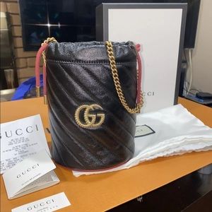 Gucci GG Marmont Bucket Bag